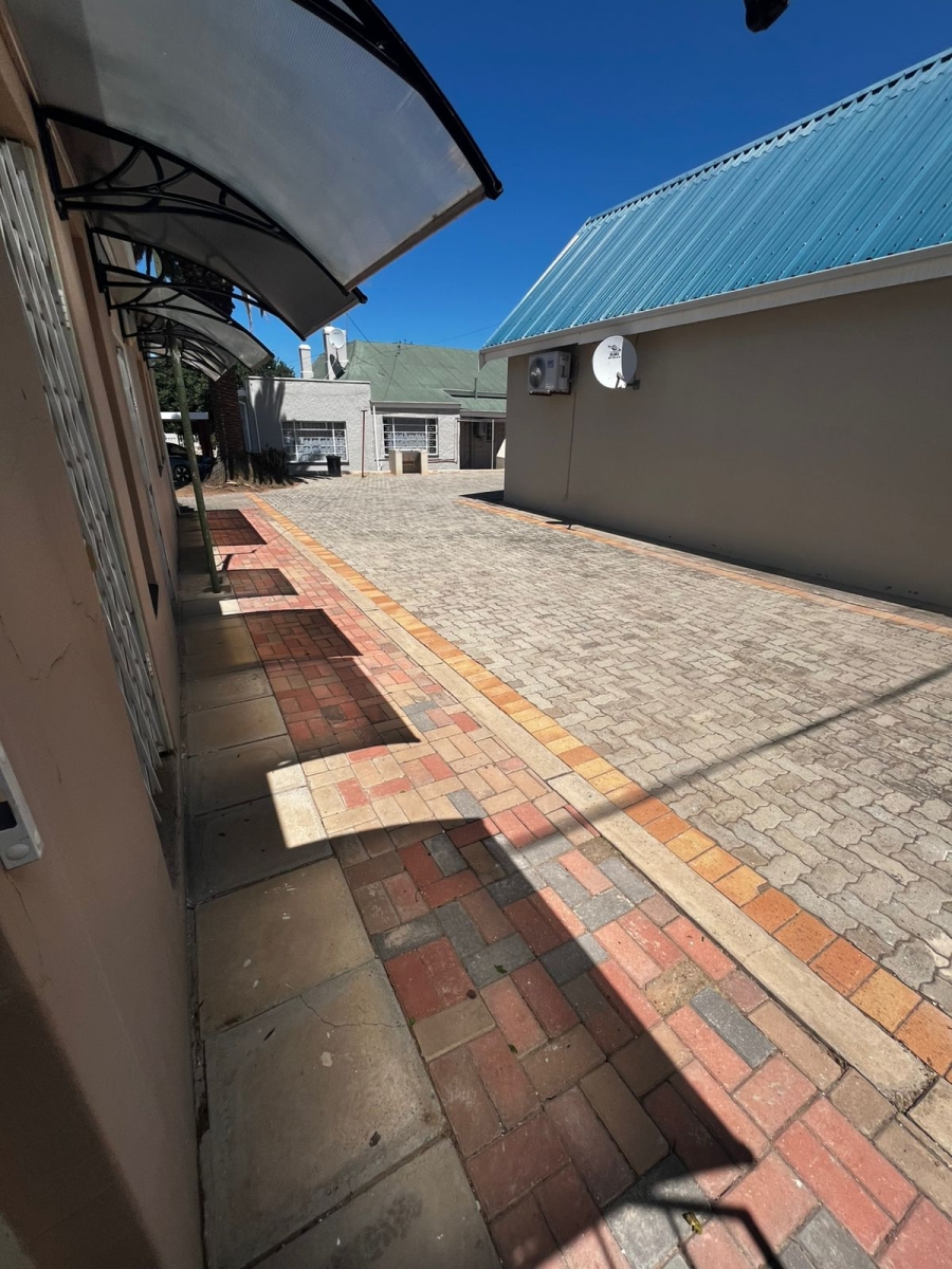 To Let 1 Bedroom Property for Rent in Top Town Eastern Cape